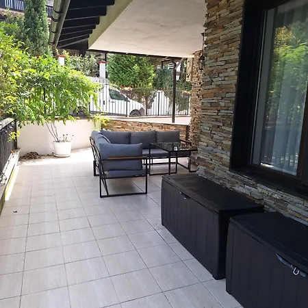 Апартамент Paradise 105 *