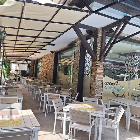 Paradise 105 アパート プリモルスコ